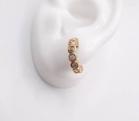 Brinco Meia Argola Cravejada miniatura 3