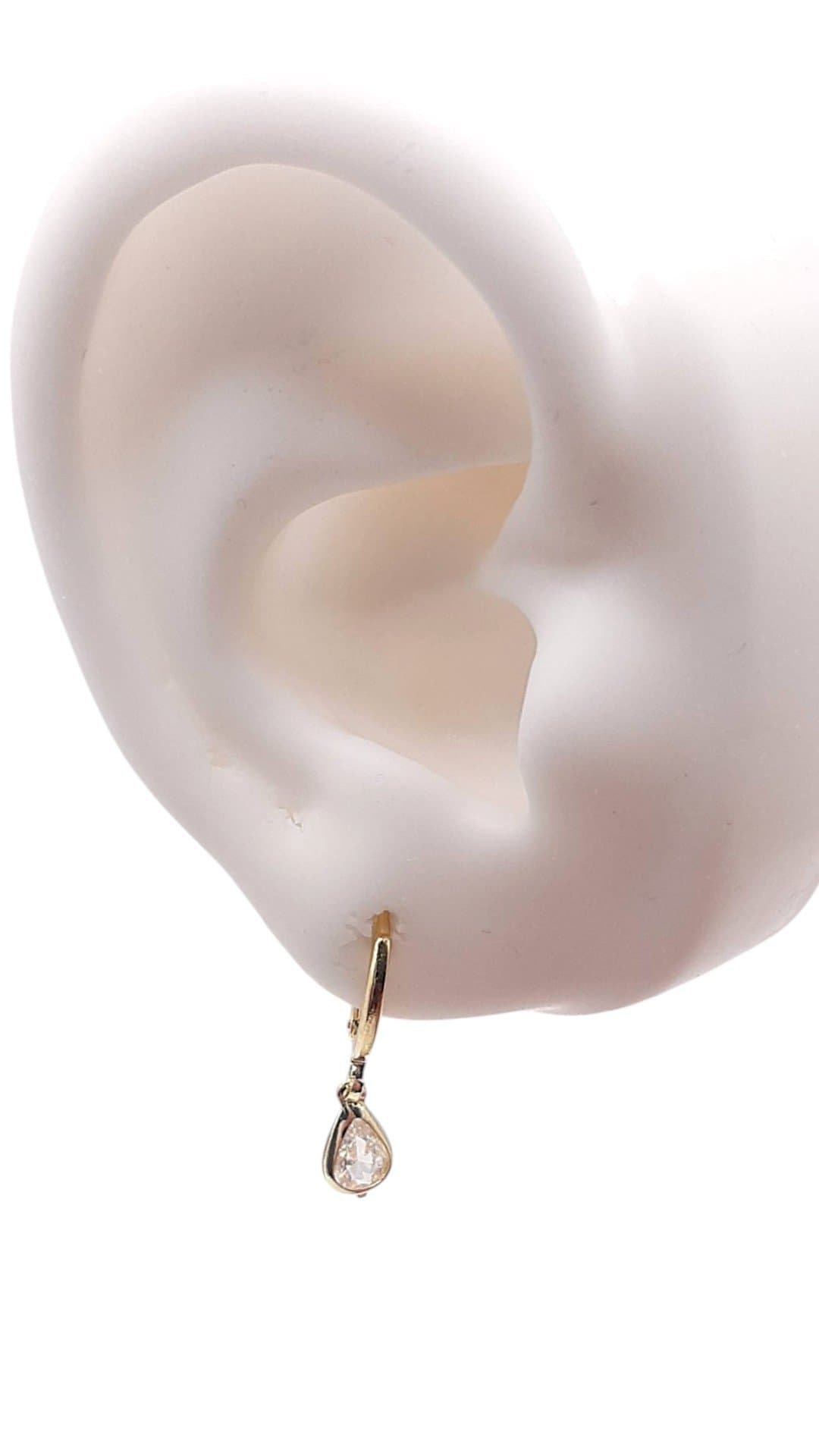 Brinco Argolinha Click Com Gota Pendurada miniatura 2
