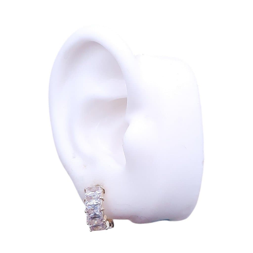 Brinco Argolinha Click Cravejada De Baguete miniatura 2