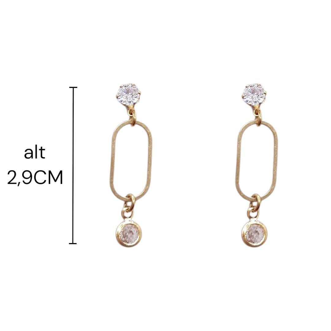 Brinco Elo Oval M. Com Ponto De Luz Semi-joia