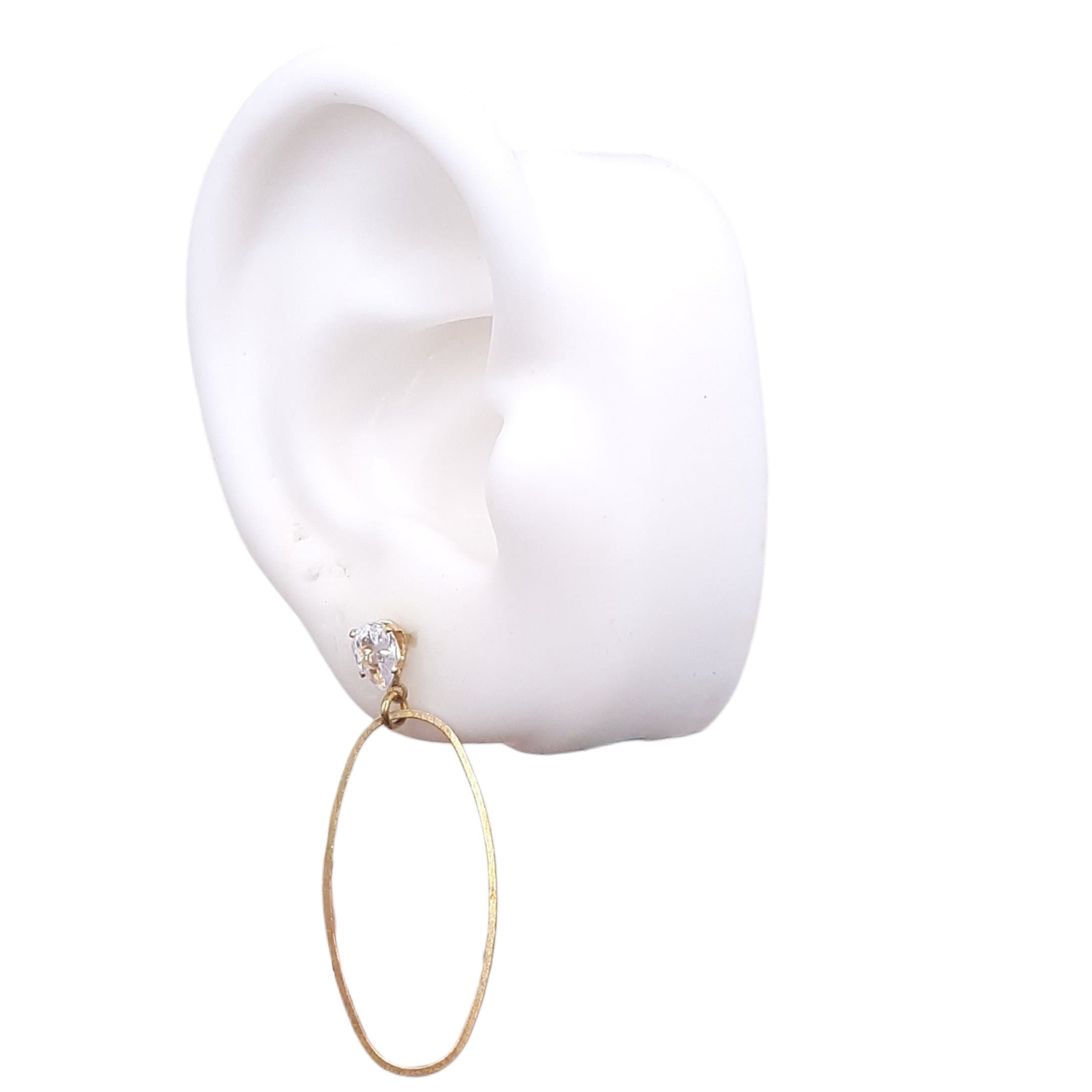 Brinco Base Gota De Zirconia Com Elo Oval Vazado miniatura 2