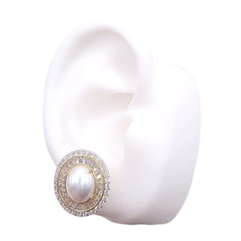 Brinco Oval Cravejada Com 1 Pérola No Cento miniatura 2